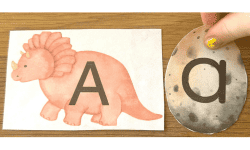 FREE Dinosaur alphabet match for preschool